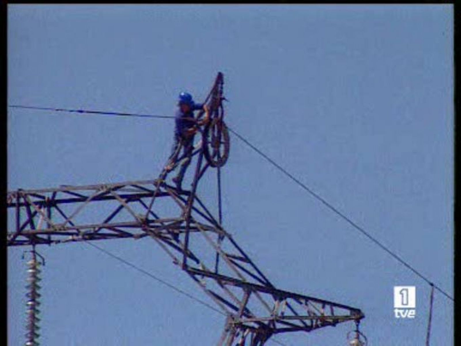 El ministro de Industria cree que la subida de la luz es "razonable".