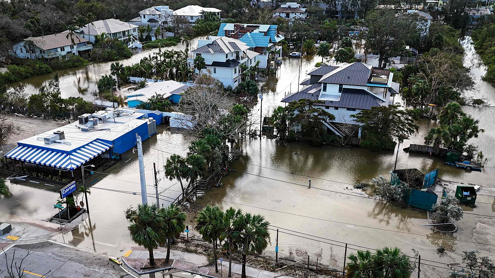 Milton atraviesa Florida tras tocar tierra en Cayo Siesta | Ver