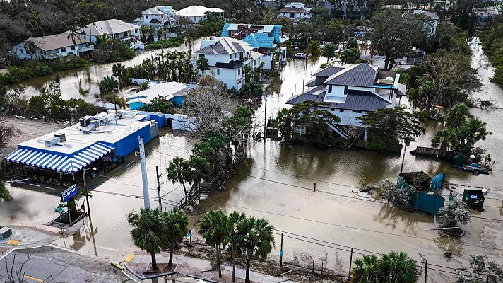 Milton atraviesa Florida tras tocar tierra en Cayo Siesta y deja un reguero de destrucción