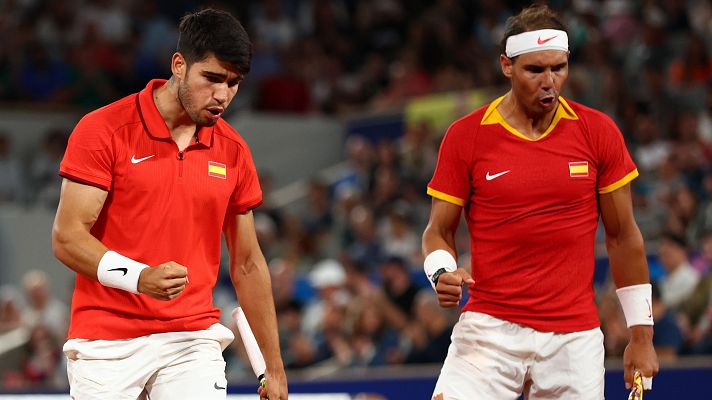 Alcaraz, Federer y deportistas legendarios se unen al homenaje a Rafa Nadal en su despedida