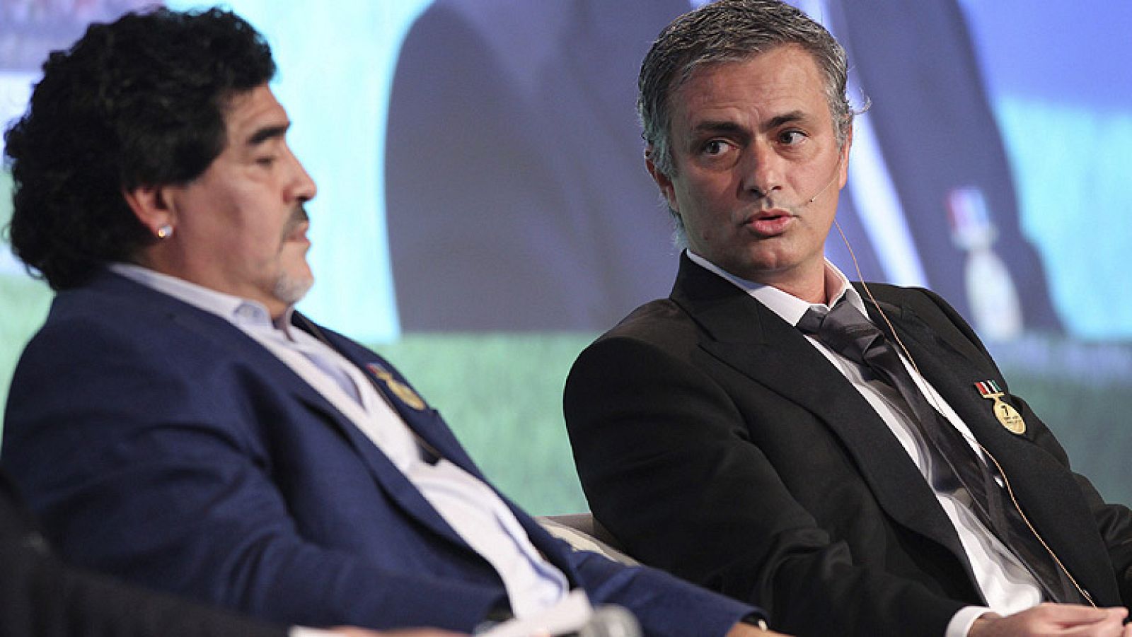 Mou: "No entiendo que Casillas sea un monumento"