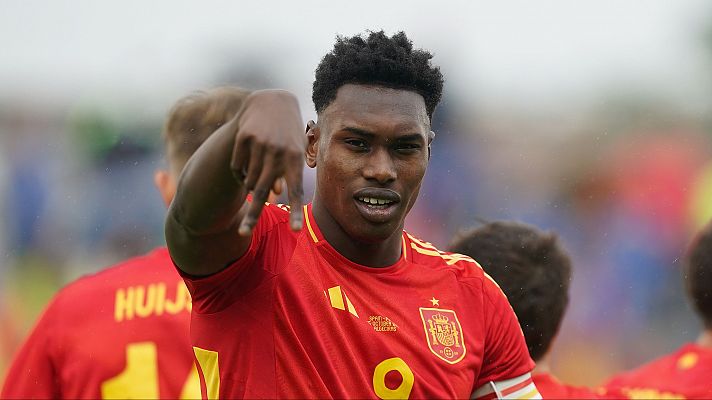  - Resumen España - Malta sub-21: festival goleador de 'la Rojita' con póker de Samu Omorodion