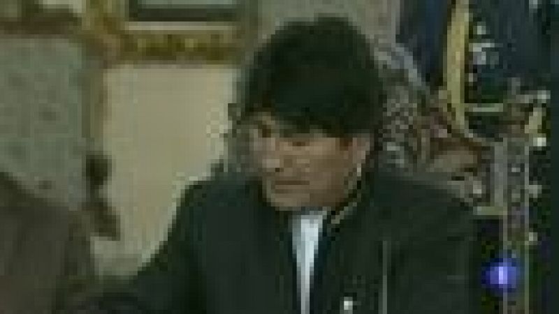 Evo Morales firma la expropiación de cuatro filiales de Iberdrola