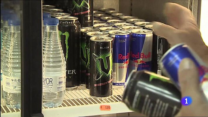 L'Informatiu - L'Hospitalet inclou les begudes energètiques en el pla d'addiccions