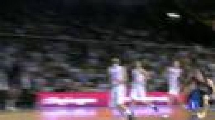 Telediario 1 - La Liga Endesa regala un 'clásico' por Navidad