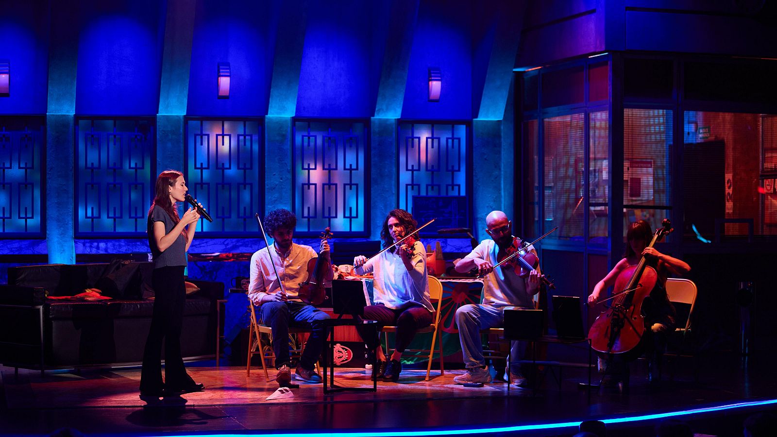 Rita Payés canta 'Tantas cosas' en La Revuelta | 16/10/2024 - La Revuelta | Ver