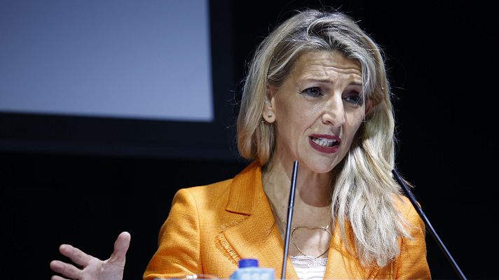 Yolanda Díaz defiende "a ultranza" la labor de la Fiscalía