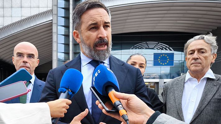 Telediario 1 - Feijóo evita hablar de los centros de deportación mientras Vox pide que se "explore" las medidas migratorias de Meloni