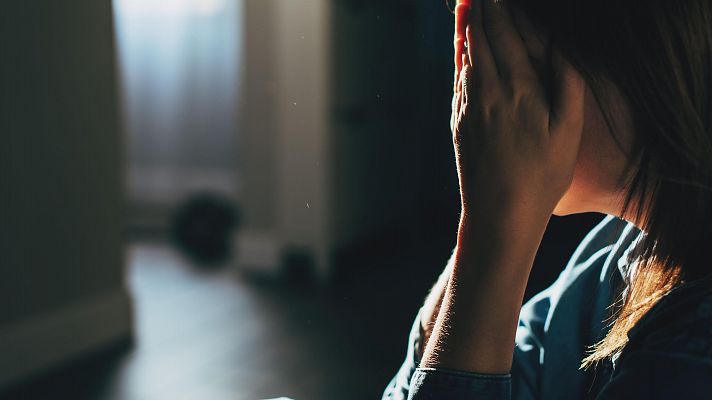 Telediario 1 - Los agresores sexuales de menores suelen pertenecer al entorno de la víctima