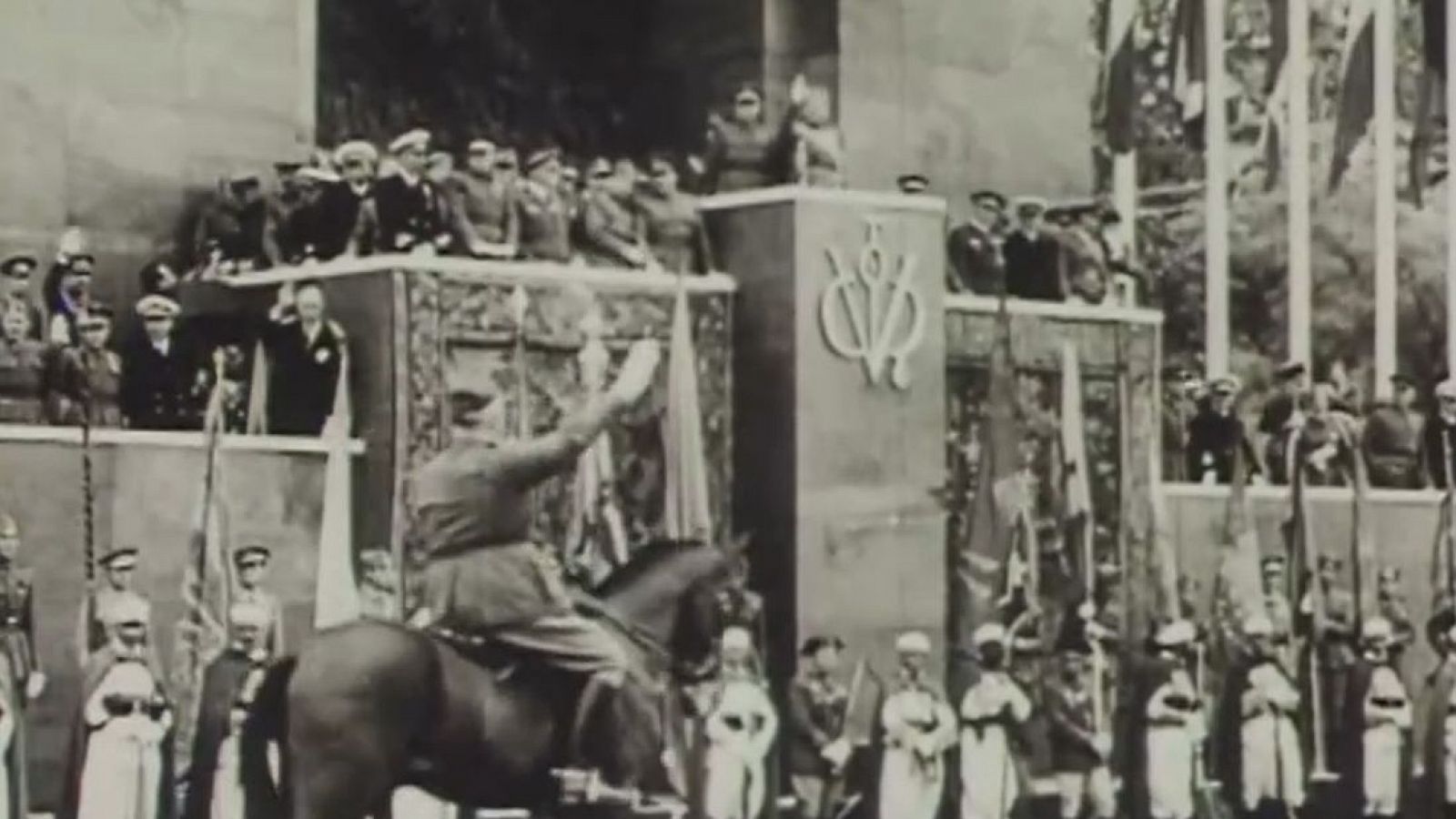 España en guerra - La victoria - España en guerra | Ver