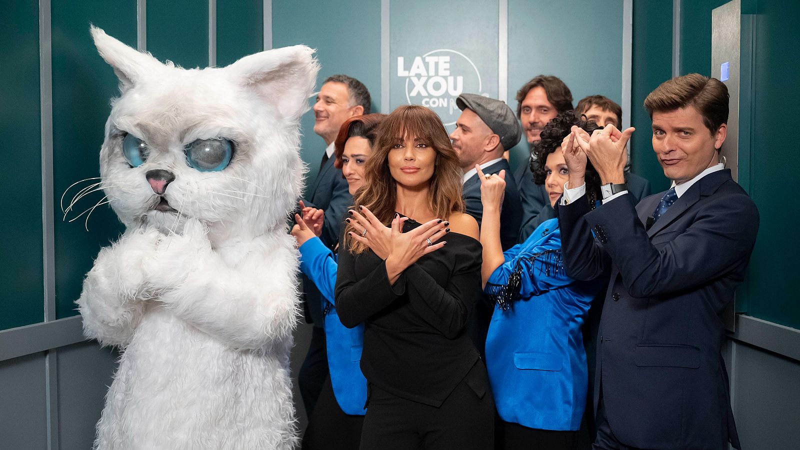 En el ascensor del Late Xou con Lara Álvarez - VER AHORA | Ver