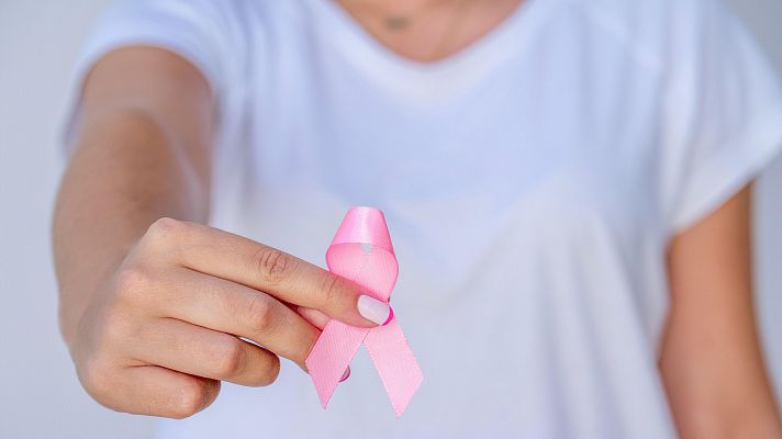 La tarde en 24h - Cáncer de mama y bulos: la mayoría alertan sobre falsos riesgos y generan dudas sobre tratamientos comprobados