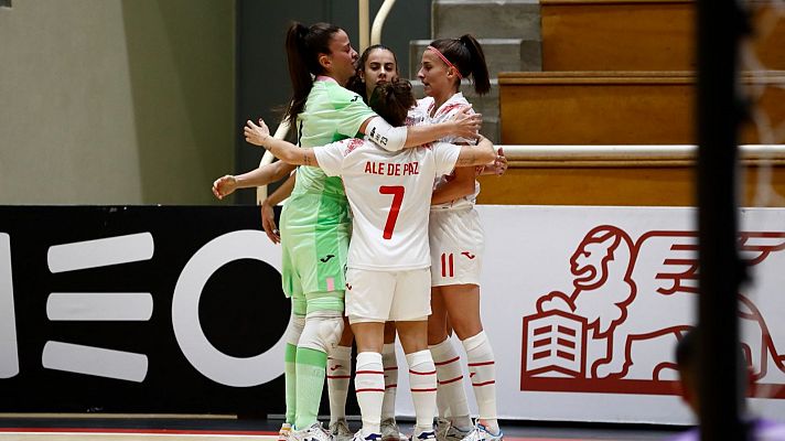 Laura Córdoba y Antía Pérez dan la victoria a la selección de fútbol sala frente a Portugal