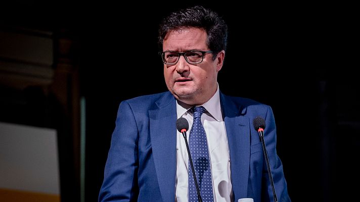 Óscar López acusa a Ayuso de representar \"la peor política\" - La hora de La 1 | Ver