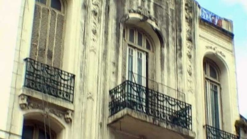 El patrimonio arquitectónico de la capital argentina está en peligro