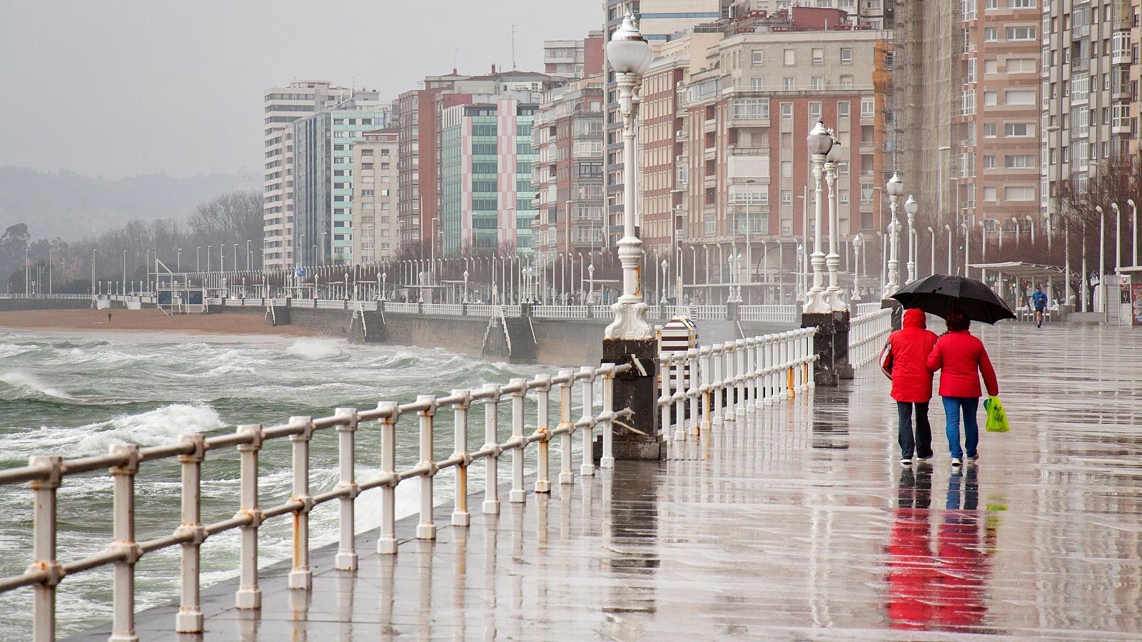 Un frente atlántico dejará precipitaciones en el norte y en el este