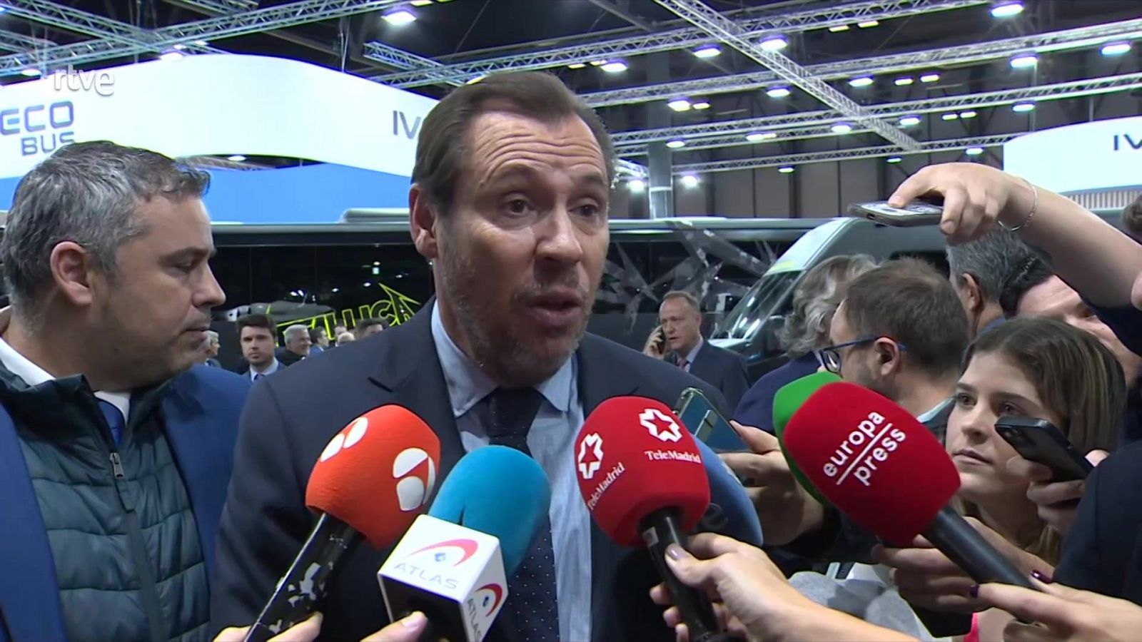 Puente afirma que se hizo descarrilar el tren "por seguridad" - Informativo 24h | Ver