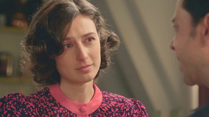 Salón de té La Moderna - Agustín le pide matrimonio a Inés