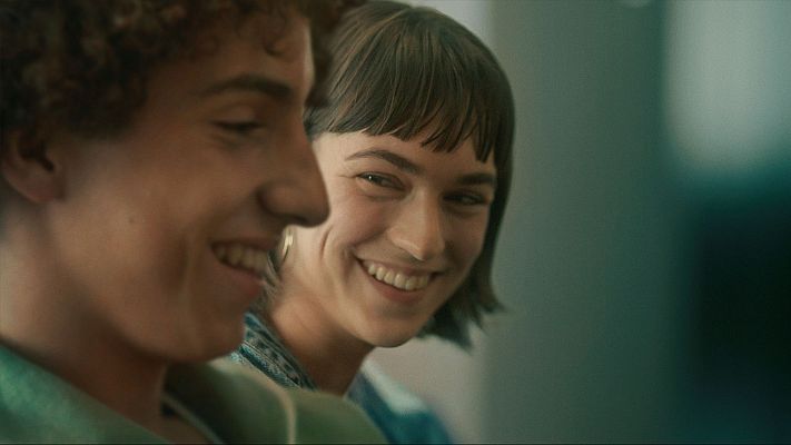 Dieciocho - 'Dieciocho', la nueva serie de Playz protagonizada por Alicia Falcó: estreno el 23 de octubre