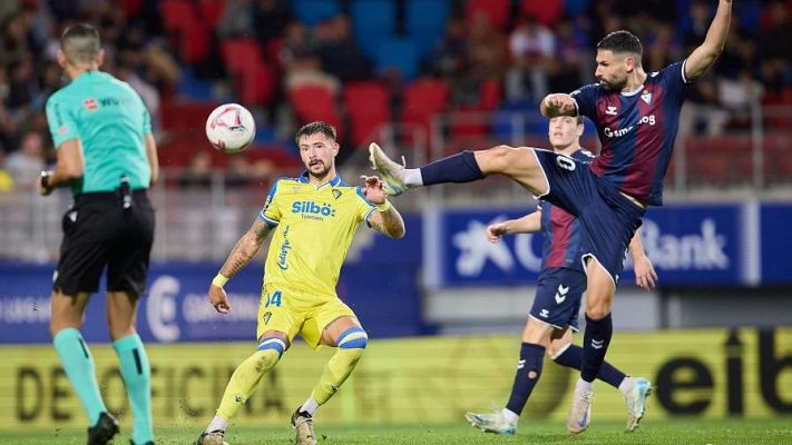 SD Eibar - Cádiz: resumen del partido | 11ª jornada de Segunda