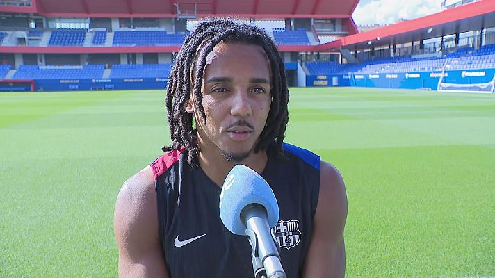 Fútbol - Koundé: "Veo el clásico como un reto. Es un lujo enfrentarme a Vinícius o Mbappé"