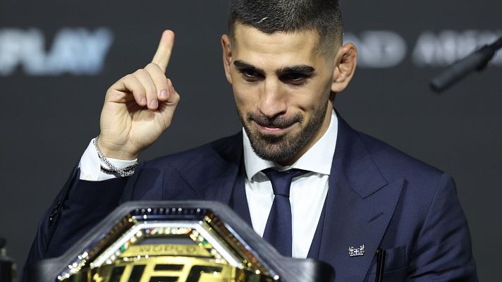 Telediario 1 - Ilia Topuria defiende el título mundial de peso pluma de la UFC ante Max Holloway