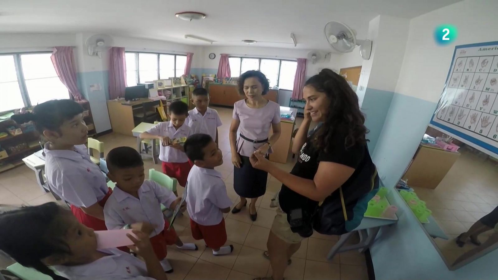 ¡Quiérete Sorda! El libro de Cristina Reyes - En lengua de signos | Ver