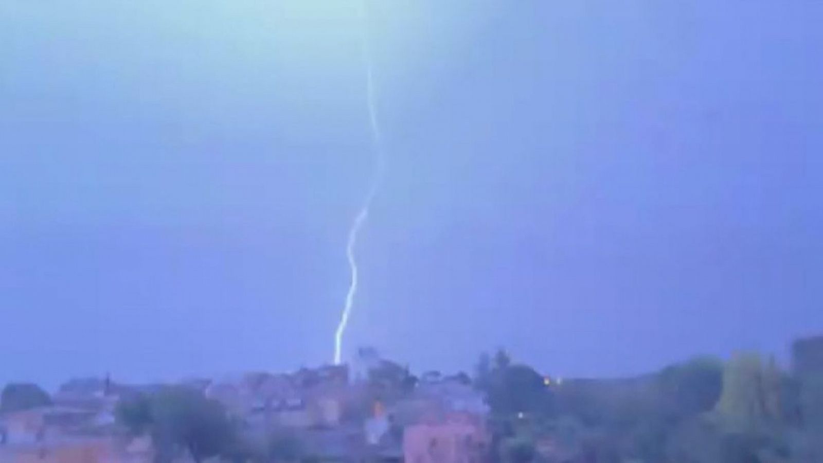 Incidències més destacades del temporal a Catalunya - L'Informatiu | Veure