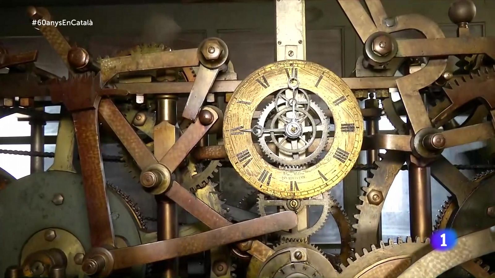 Rellotges que encara funcionen manualment - L'Informatiu | Veure