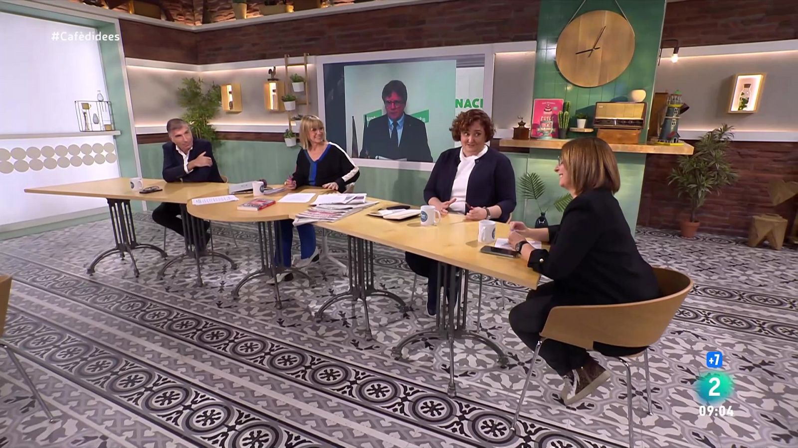 Gemma Nierga entrevista al portaveu del PP al Parlament. L'adjunt al director d'ABC Juan Fernández-Miranda presenta llibre. I parlem del Madrid-Barça