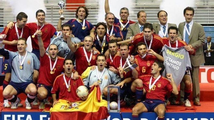 España gana el Mundial de Fútbol Sala Taiwan 2004, la llegada de los campeones