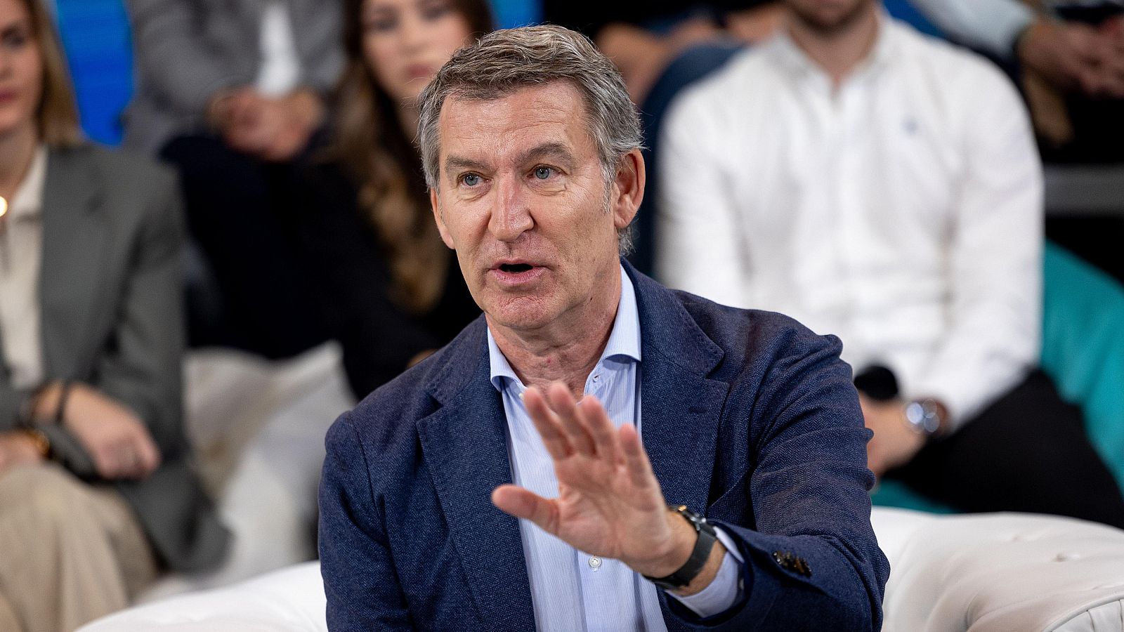 Feijóo muestra su apoyo a las mujeres víctimas de agresiones sexuales - Informativo 24h | Ver