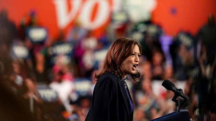Telediario 1 - Kamala Harris reivindica la "libertad de la mujer para decidir" en su mitin en Filadelfia