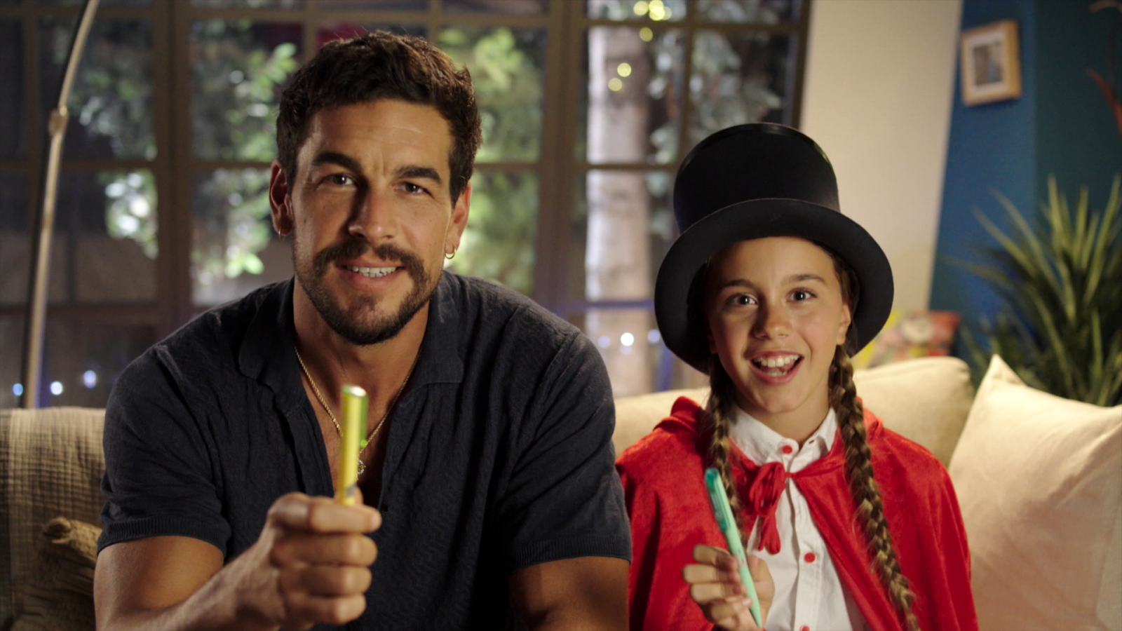 Un Juguete, Una Ilusión - XXV ed. - Mario Casas y Sirena Segura | Ver