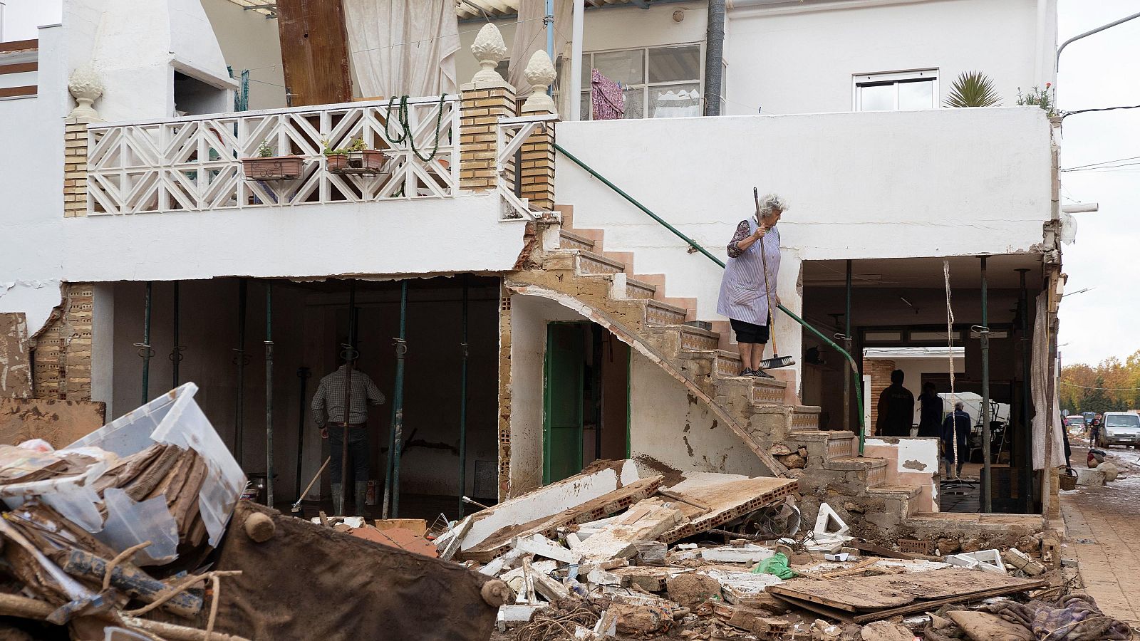 Los afectados por la DANA están siendo acogidos por sus vecinos