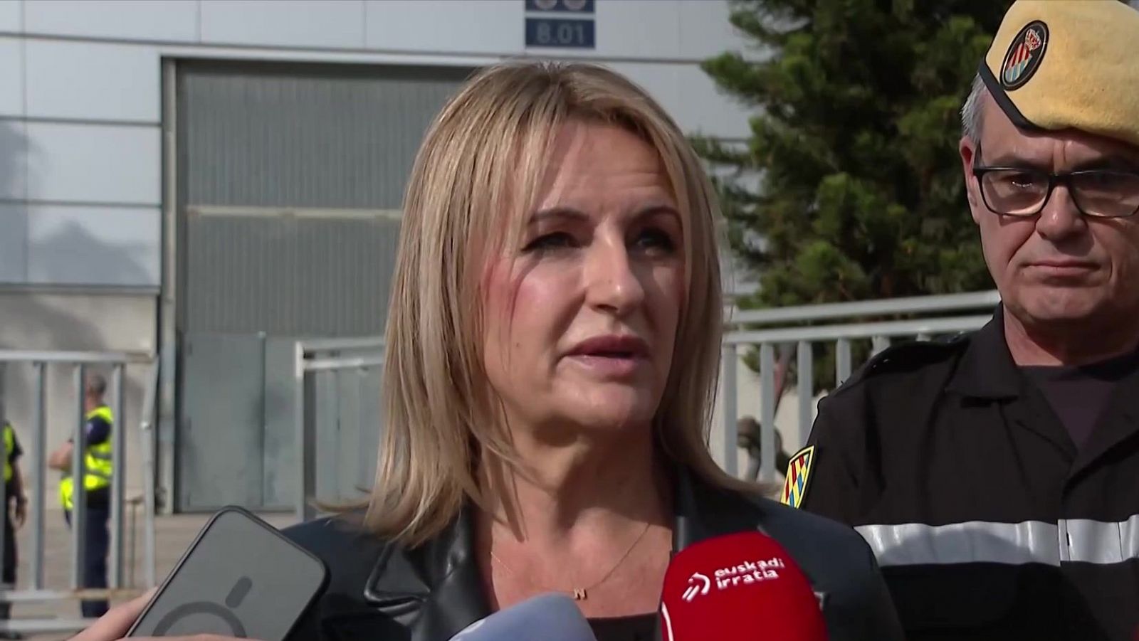 La presidenta de Feria Valencia: "No se va a permitir el acceso a familiares" - Informativo 24h | Ver