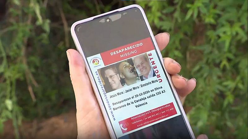 La trágica muerte de tres familiares arrastrados por la riada en Chiva | Ver