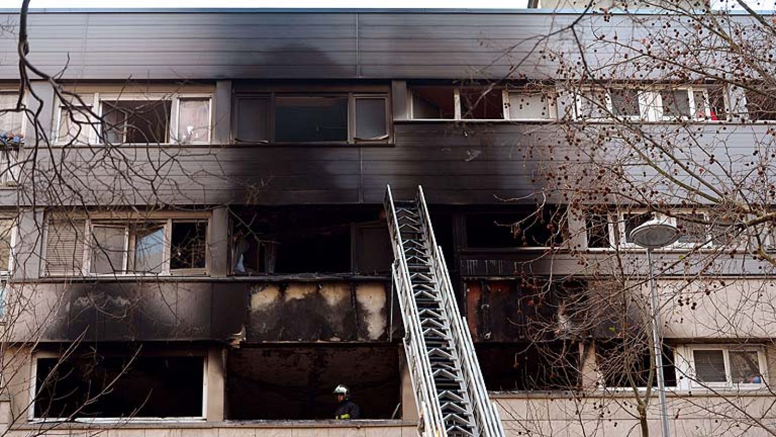 Cinco muertos en el incendio de un apartamento en París
