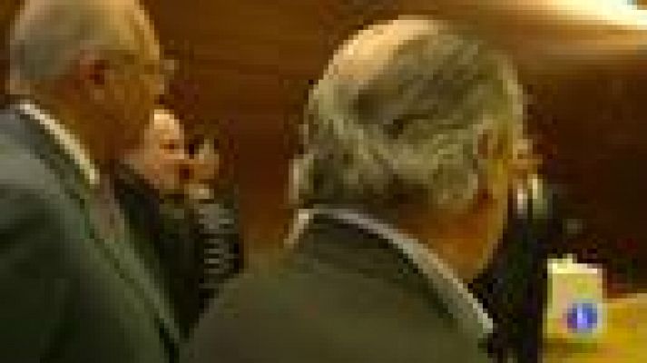 Telediario 1 - Ortega el tercer hombre más rico