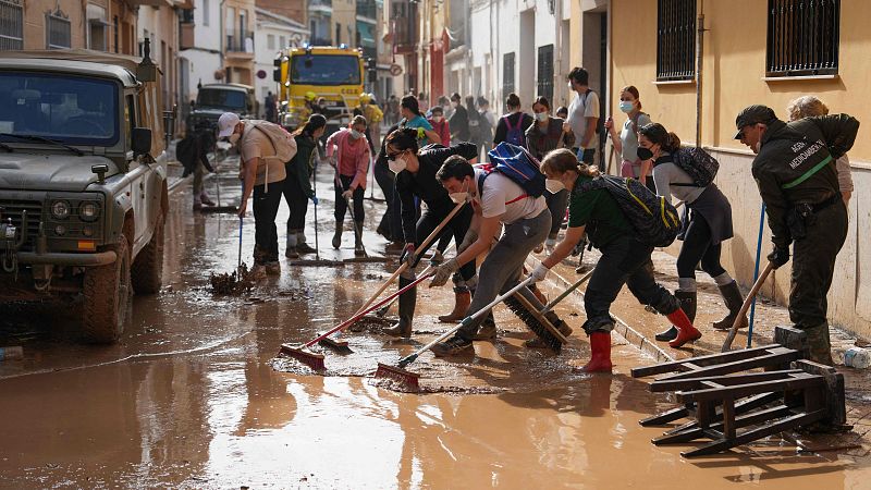 Sigue la búsqueda de desaparecidos una semana después de una DANA que deja ya más de 200 muertos