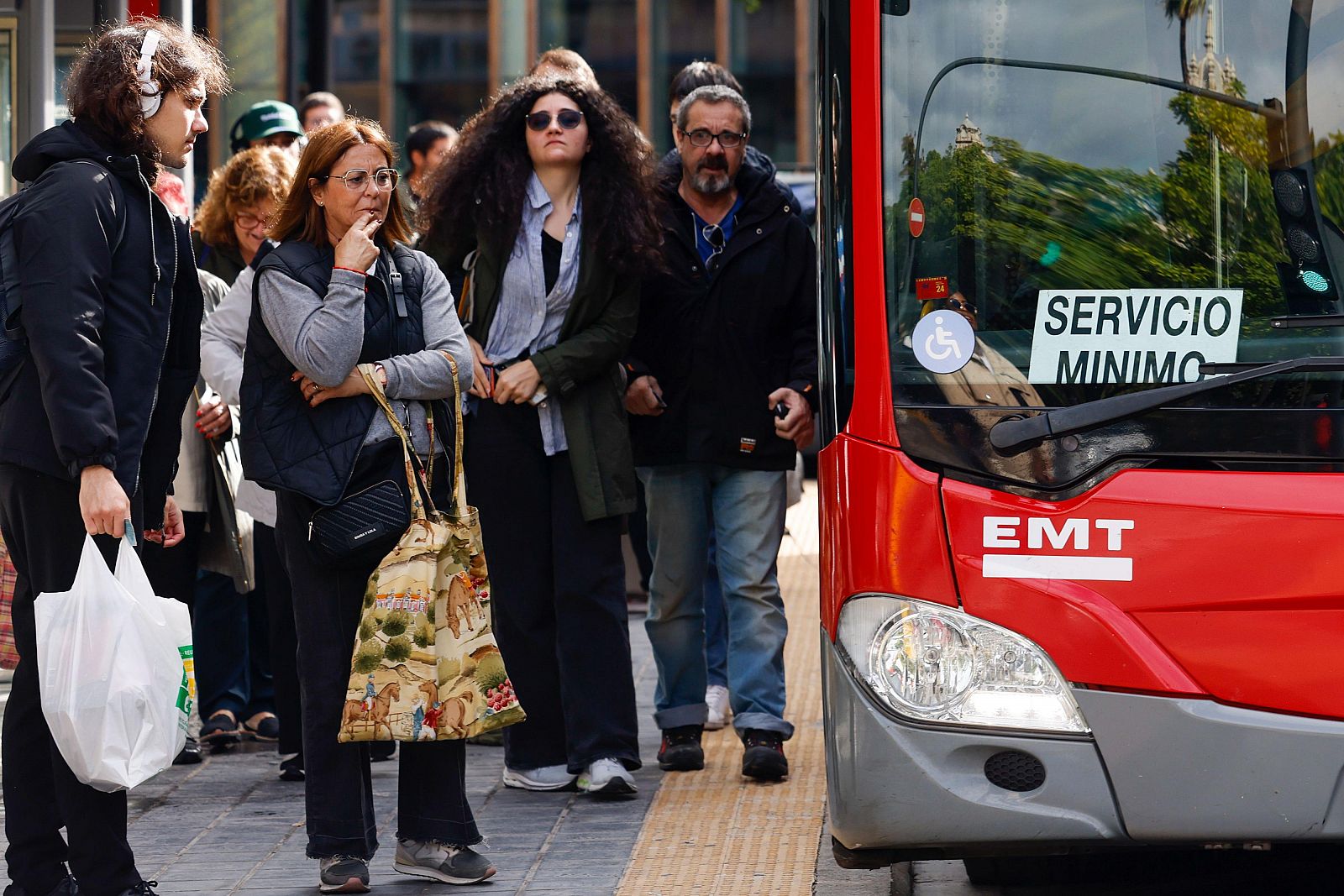 Se restablecen los autobuses hacia las zonas afectadas por la DANA