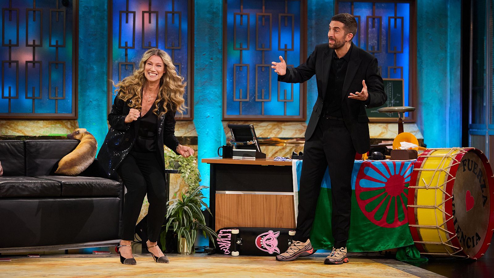 La Revuelta | Anne Igartiburu propone nueva pregunta clásica 5/11/24 - La Revuelta | Ver