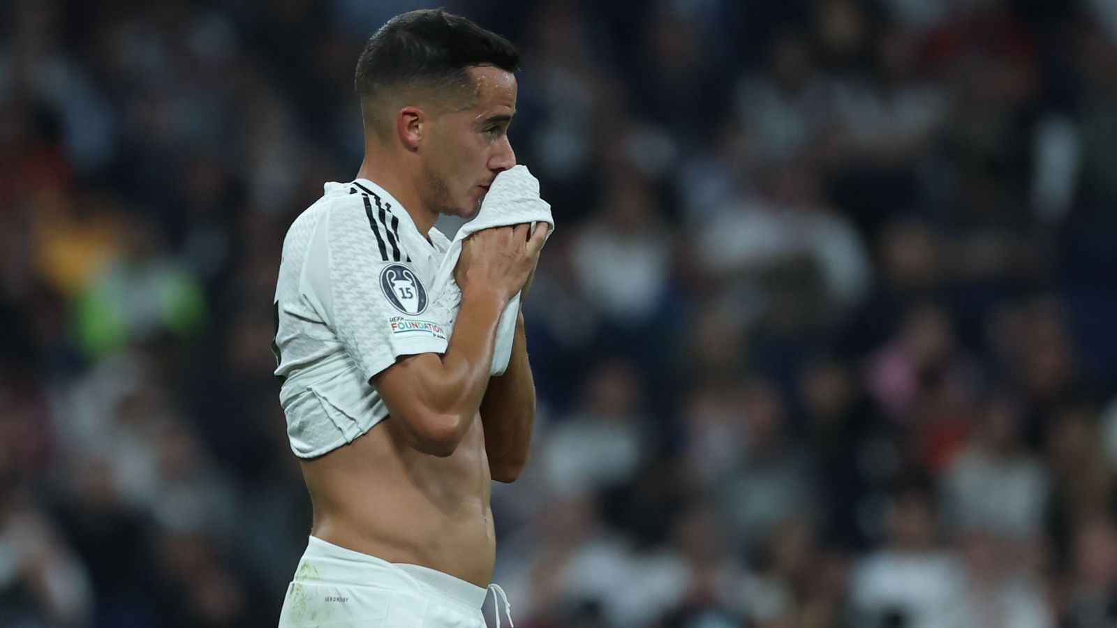 Lucas Vázquez pidió perdón a la afición tras la derrota del Madrid ante el Milan