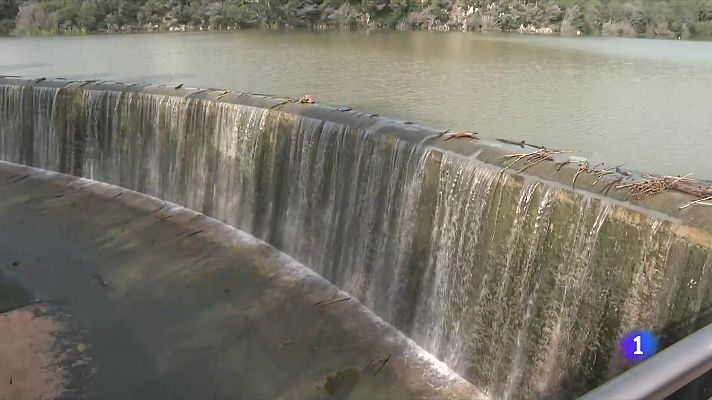 L'Informatiu - La pluja d'octubre fa pujar els pantans