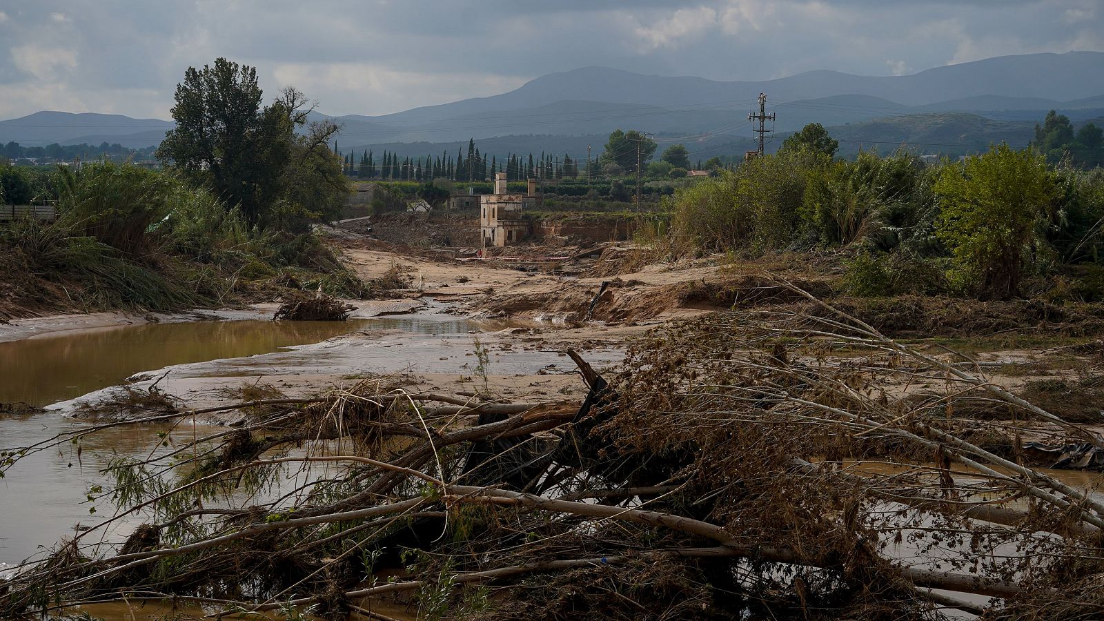 Telediario 1 en cuatro minutos - 08/11/24 - RTVE.es | Ver