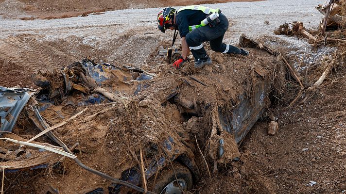 Continúa la búsqueda de víctimas en el barranco del Poyo, en Valencia