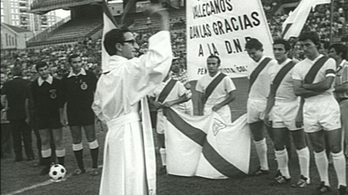 Inauguración del nuevo estadio de Vallecas en 1976