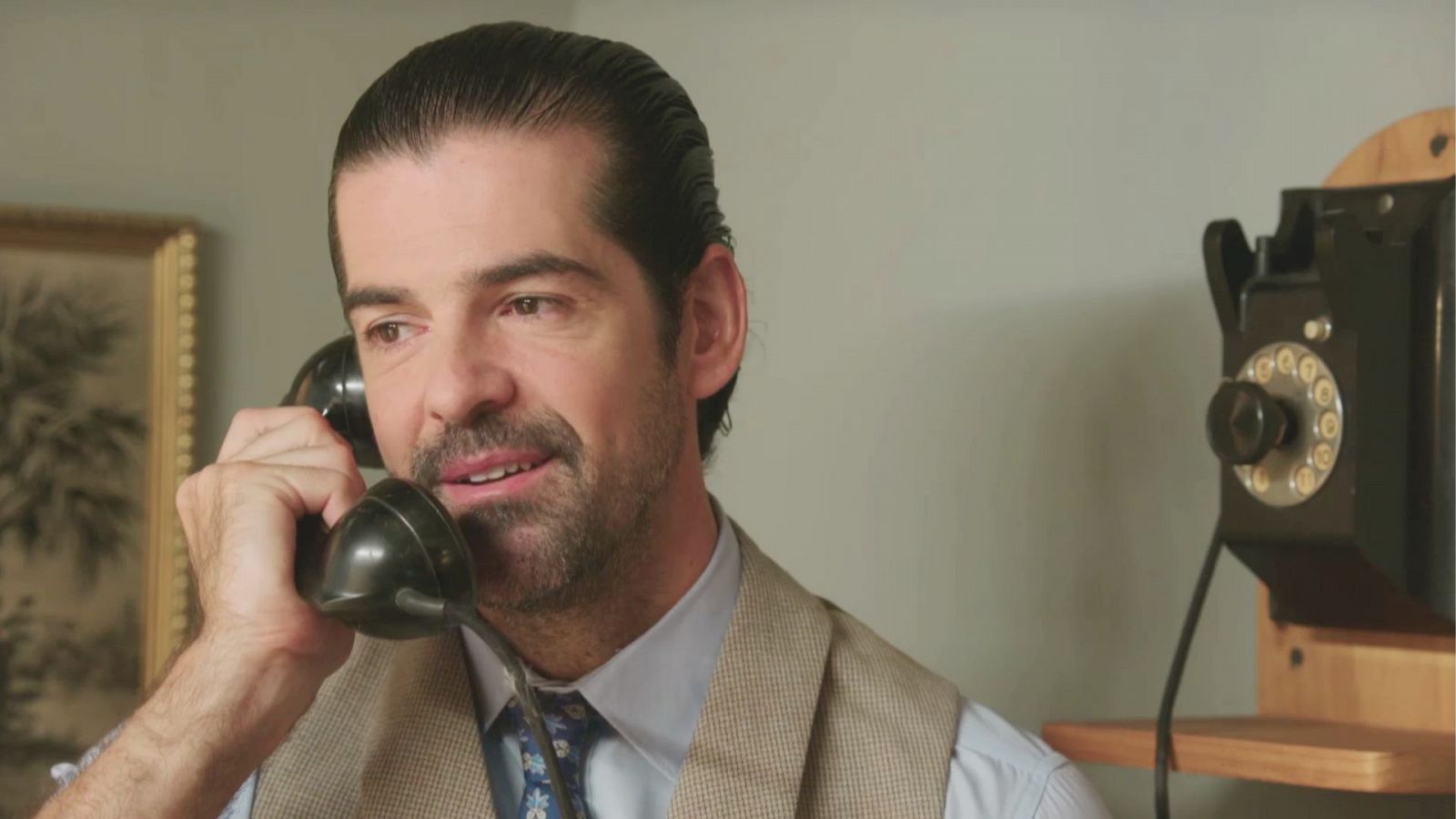 Maruja decide contarle la verdad a Emiliano - Salón de té La Moderna | Ver