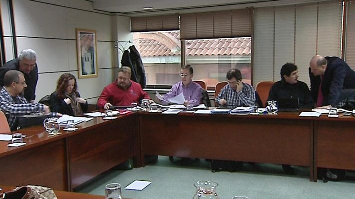 Telediario 1 - Sindicatos y Paradores cierran un acuerdo que prevé un ERE para 350 empleados y un cierre