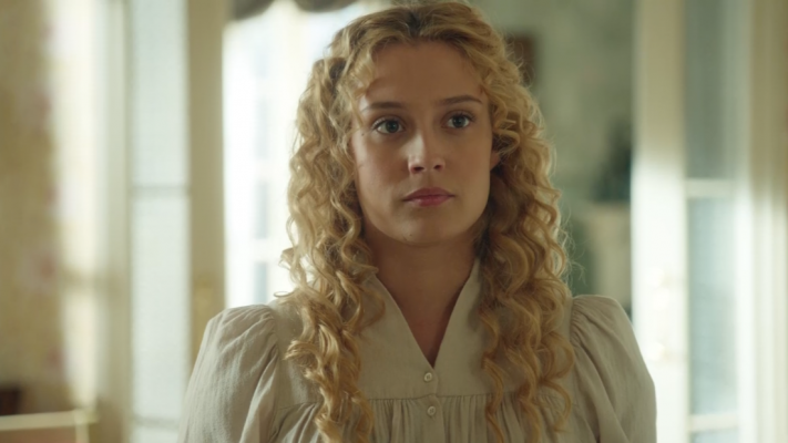 La promesa - La Promesa: La familia Luján recibe a Jana en la planta noble